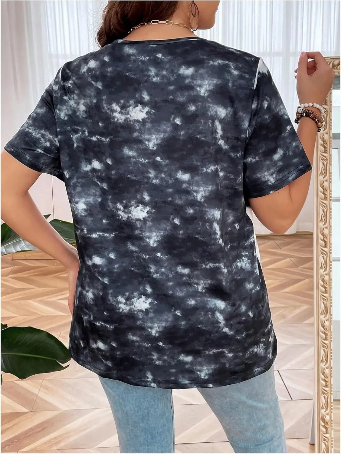 SOLY HUX Women's Plus Size Tie Dye Tops Short Sleeve Graphic T Shirts Crew Neck Summer Tees